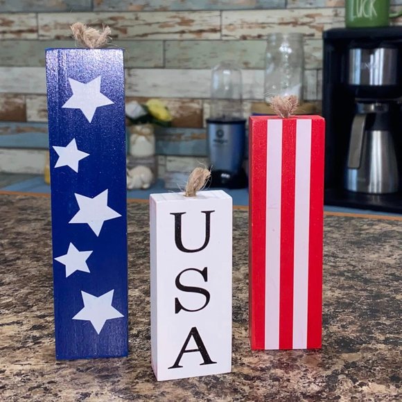 USA Patriotic Fireworks Wood 3-pc Block Set - Picture 2 of 4